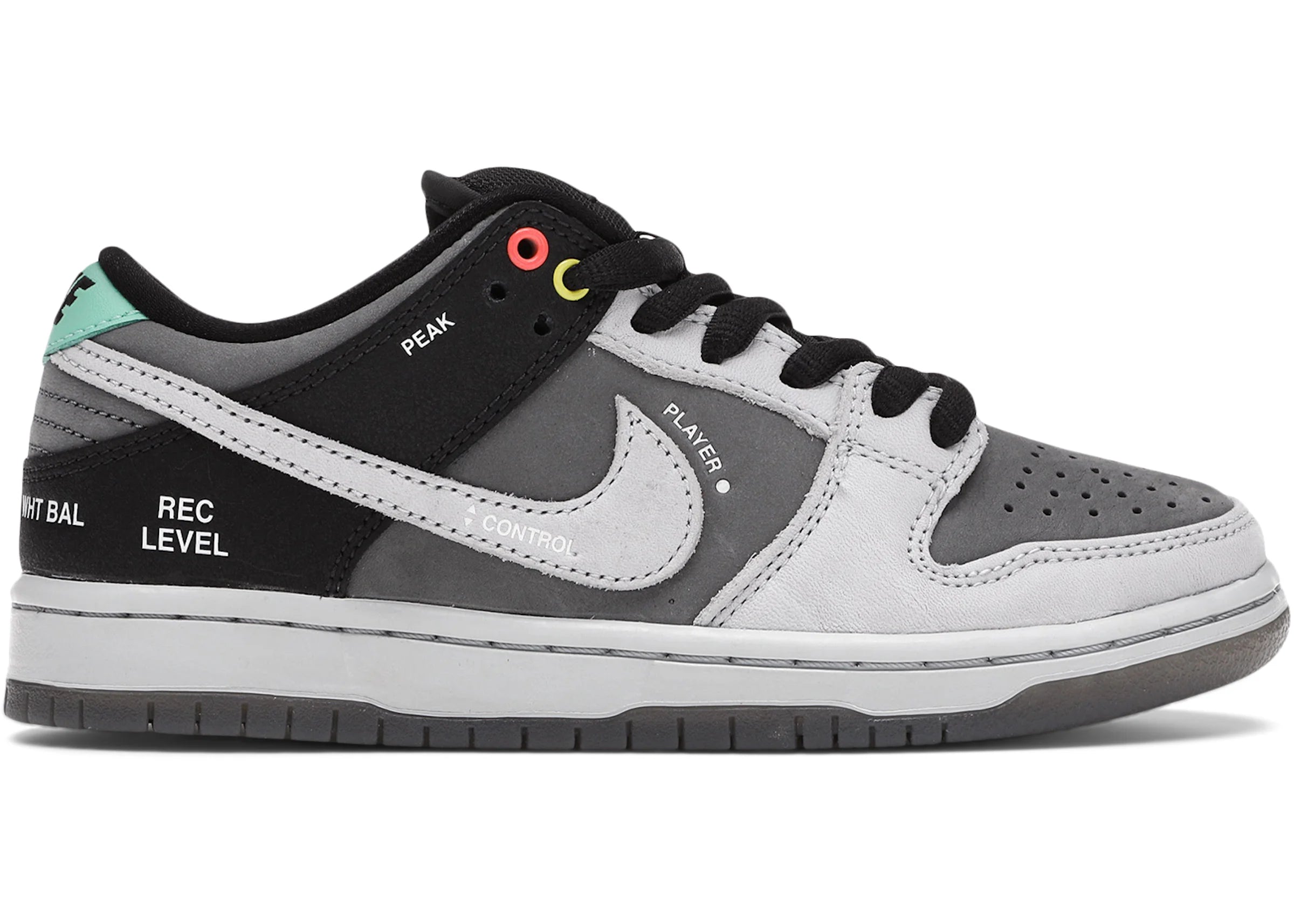 Nike Dunk SB VX1000