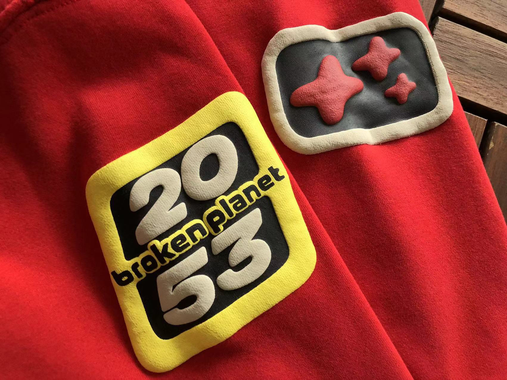 Broken Planet Hoodie Vermelho